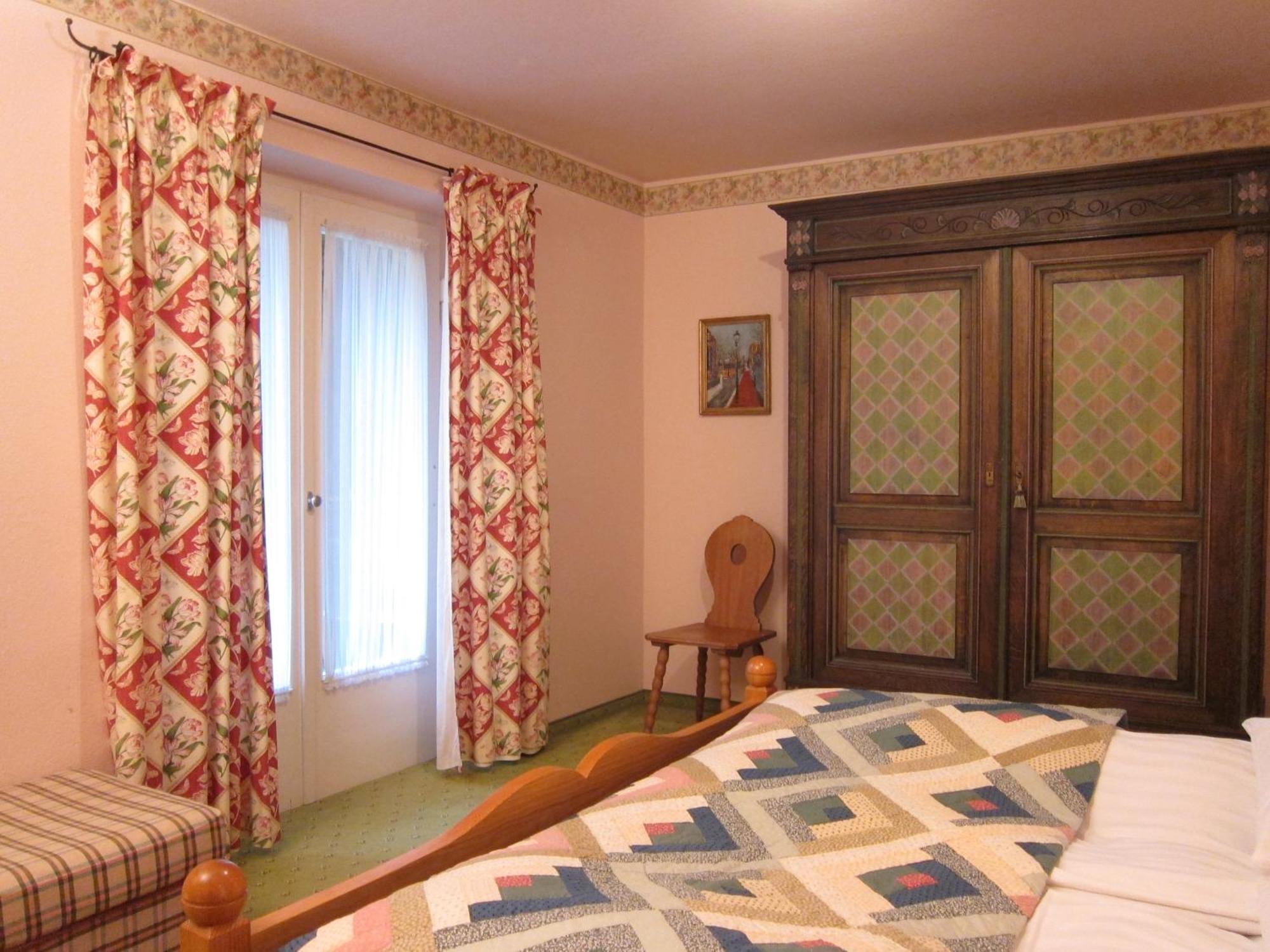 Ferienwohnungen Elisabeth am See Rotta Zimmer foto